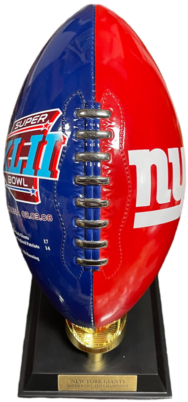 New York Giants 2007 Super Bowl XLII Champions Commemorative Porcelain 13 Trophy/Football Danbury Mint Pristine/New/Rare