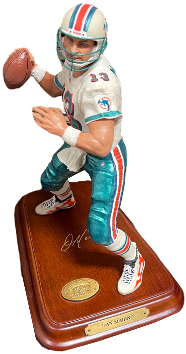 Dan Marino Miami Dolphins All Star Football Figurine/Statue 9" - Danbury Mint COO- PRISTINE