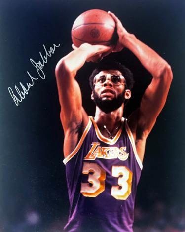 Kareem Abdul-Jabbar signed Los Angeles Lakers 8x10 Photo- Tuff Stuff COA (HOF/MVP/6X Champ)