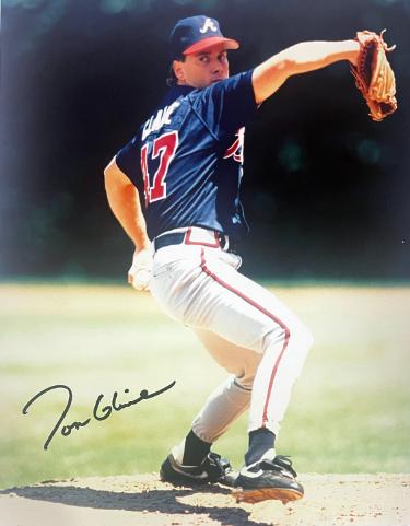 Tom Glavine signed Atlanta Braves 8x10 Photo imperfect- Tuff Stuff COA