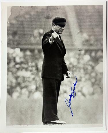 Jocko Conlan signed Vintage B&W 8x10 Photo imperfect- COA (HOF Umpire/Chicago White Sox) Jocko Conlan signed Vintage B&W 8x10 Photo imperfect- COA (HOF Umpire/Chicago White Sox)