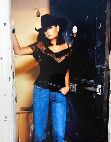 Terri Clark Country Music 11x14 Photo (Singer/Grand Ole Opry/HOF)