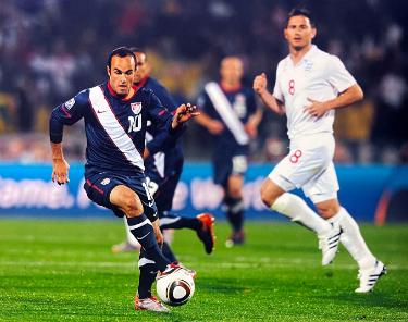 Landon Donovan Team USA Men's Soccer 11x14 Photo imperfect (Soccer Hall of Fame/World Cup)
