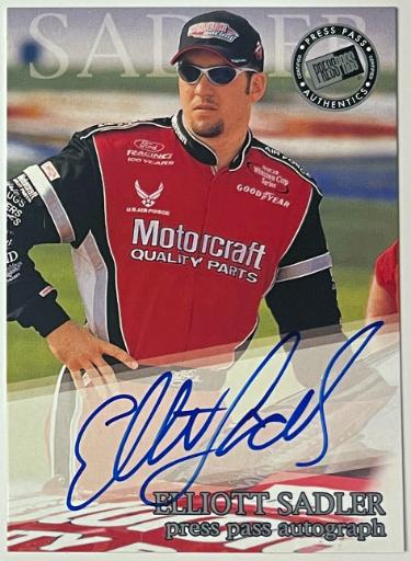 Elliott Sadler signed NASCAR 2001 Press Pass Authentics On Card Auto