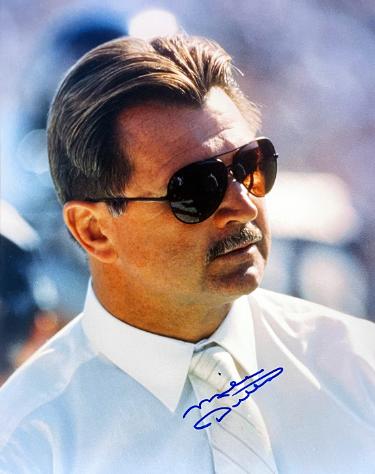 Mike Ditka signed Chicago Bears 8x10 Photo- NFL Alumni, Inc. LOA (HOF/SB Champ)