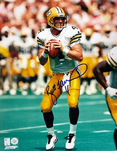 Brett Favre signed Green Bay Packers NFL Licensed 8x10 Photo imperfect- A.A.U Certified (Authentics Autographs Unlimited)