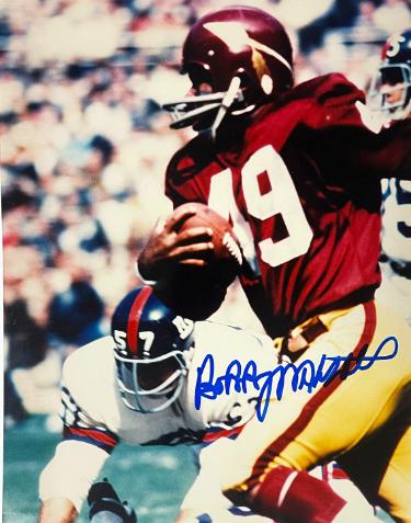 Bobby Mitchell signed Washington 8x10 Photo- NFL Alumni, Inc. LOA (HOF)