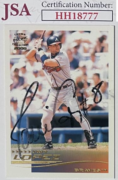 Javy Lopez signed 2000 Pacific Baseball On Card Auto #24 fade/bleed- JSA #HH18777 (Atlanta Braves)
