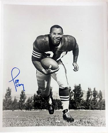 Joe Perry signed San Francisco 49ers Vintage B&W 8x10 Photo- NFL Alumni, Inc. LOA (HOF)