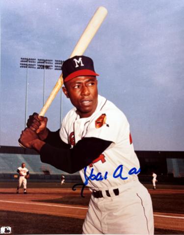 Hank Aaron signed Atlanta Braves MLB Licensed Vintage 8x10 Photo imperfect- Tuff Stuff COA/Show Ticket (HOF)