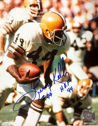 Leroy Kelly has hand signed this Cleveland Brown NFL Licensed 8x10 Photo #44 HOF 94- COA