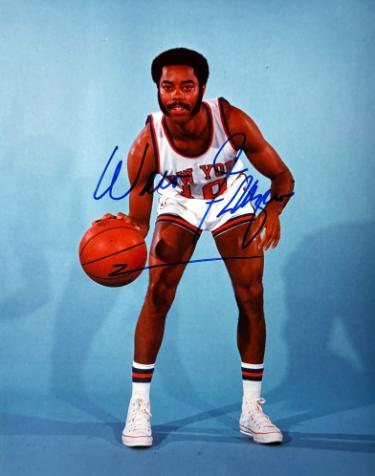 Walt Frazier signed New York Knicks 8x10 Photo minor dings- CSA COA (HOF/2X NBA Champ)