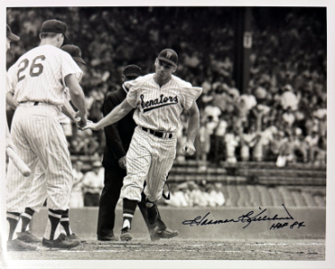 Harmon Killebrew signed Washington Senators Vintage B&W 8x10 Photo HOF 84 minor bend- COA/Show Ticket