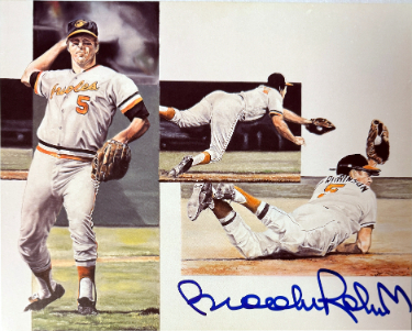 Brooks Robinson signed Baltimore Orioles MLB Licensed 8x10 Photo- Collector's Showcase COA/Show Ticket/Photo