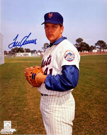 Tom Seaver signed New York Mets MLB Licensed 8x10 Photo minor dings- COA/Show Ticket (HOF)