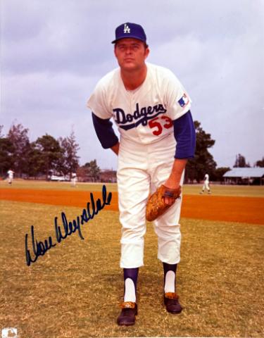 Don Drysdale signed Los Angeles Dodgers MLB Licensed 8x10 Photo minor dings- NFL Alumni, Inc. LOA (HOF/9X All Star)