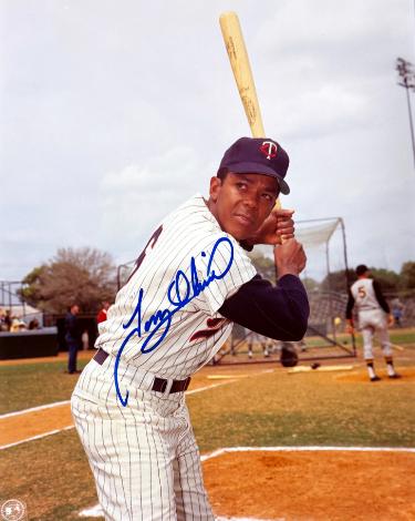 Tony Oliva signed Minnesota Twins MLB Licensed 8x10 Photo- Tuff Stuff COA (HOF)