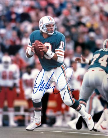 Dan Marino signed Miami Dolphins 8x10 Photo #13 minor dings- NFL Alumni LOA (HOF)