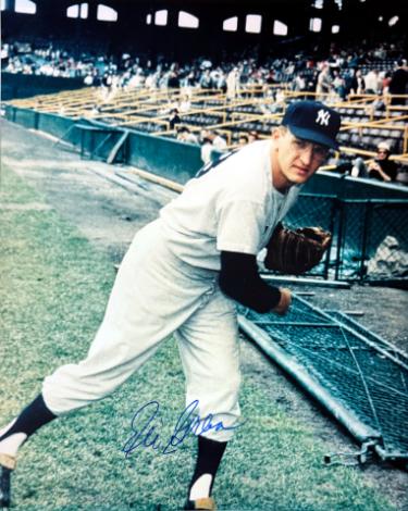 Eli Grba signed New York Yankees 8x10 Photo minor dings- COA
