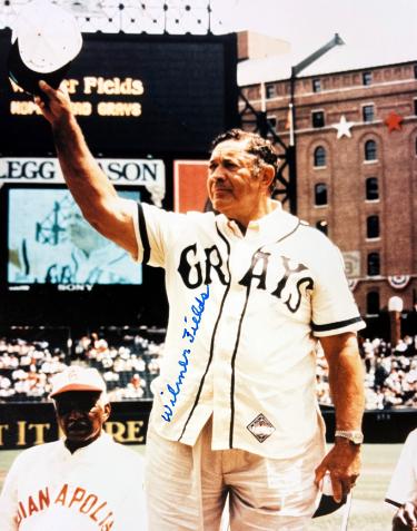 Wilmer Fields signed Homestead Grays Negro League 8x10 Photo- COA