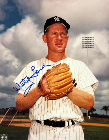 Whitey Ford signed New York Yankees MLB Licensed 8x10 Photo minor dings- COA (HOF/6X WS Champ)