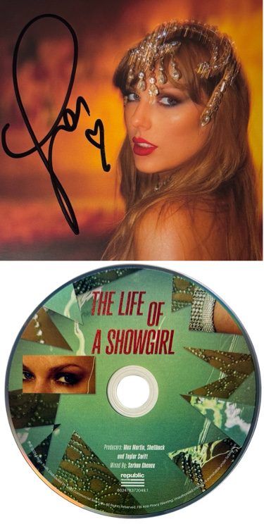 Taylor Swift 2025 The Life of a Showgirl CD Signed 4.75 Inch X 4.75 Inch Photo Art Card #1 w/ Heart- Beckett Review