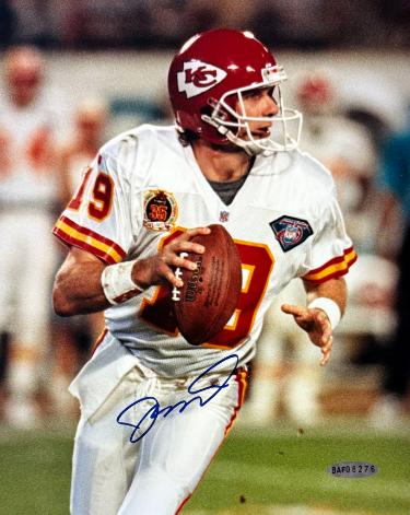 Joe Montana signed Kansas City Chiefs 8x10 Photo- Upper Deck Hologram (HOF/MVP)
