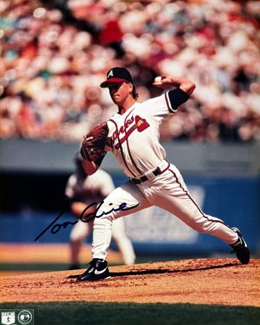 Tom Glavine signed Atlanta Braves MLB Licensed 8x10 Photo- Ken Goldin/The Score Board COA
