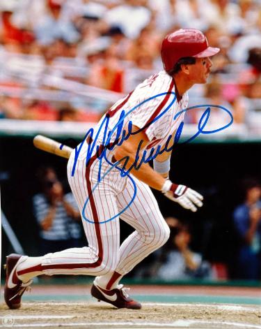 Mike Schmidt signed Philadelphia Phillies MLB Licensed 8x10 Photo minor dings- Ken Goldin, The Score Board, Inc COA (HOF)