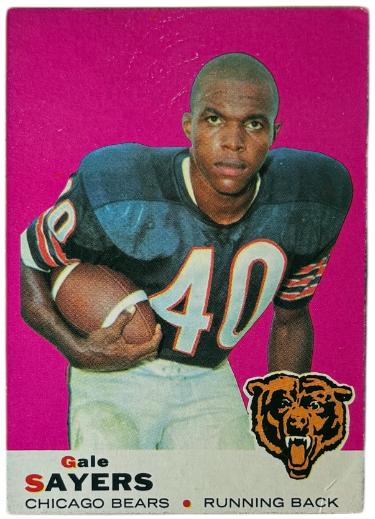 Gale Sayers 1969 Topps Card #51- Surface Wrinkle - (Chicago Bears)