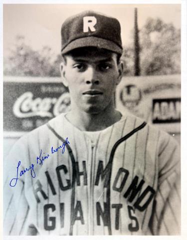 Larry Kimbrough signed Richmond Giants B&W 8x10 Photo imperfect- COA/Show Ticket