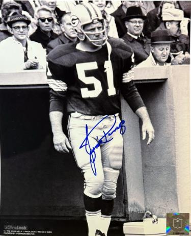 Jim Ringo signed Green Bay Packers NFL Licensed Vintage B&W 8x10 Photo imperfect- COA/ShowTicket (HOF)