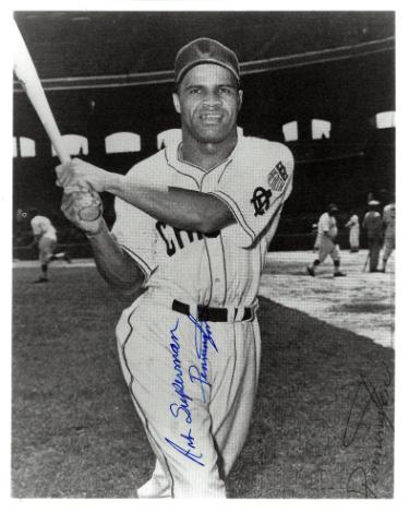 Art "Superman" Pennington signed Vintage B&W Chicago American Giants Negro League 8x10 Photo minor dings- COA/Show Ticket