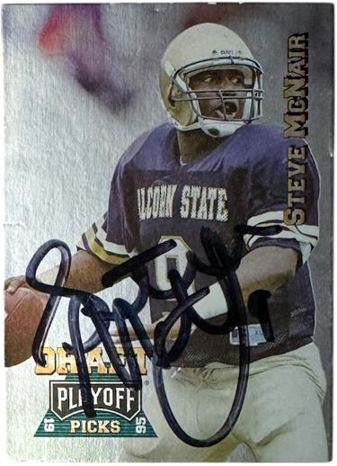 Steve McNair Signed 1995 Playoff Draft Picks Rookie (RC) On Card Auto #182 � Beckett (Tennessee Titans/Alcorn St)