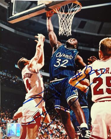 Shaquille O'Neal signed Orlando Magic NBA Licensed 8x10 Photo crease/bend- The Score Board COA (HOF)