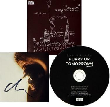 The Weeknd signed 2025 Hurry Up Tomorrow 3.75x3.75 Art Card Insert/ w/ Frank Miller Album Cover w/ Brand New CD/Case- COA