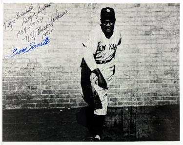 Gene Smith signed New York Black Yankees Negro League 8x10 Photo-COA/Show Ticket