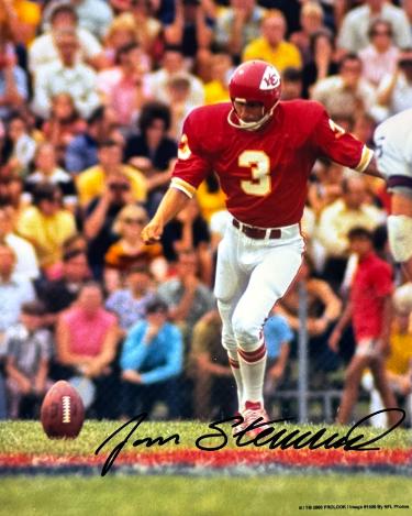 Jan Stenerud signed Kansas City Chiefs NFL 8x10 Photo imperfect- COA (HOF)