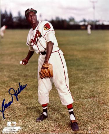 Sam Jethroe signed Boston Braves MLB 8X10 Photo imperfect- COA /Ticket/ROY 1950