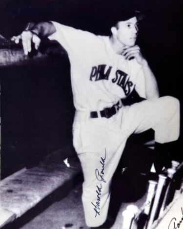 Harold Gould signed Philadelphia Stars Negro League 8x10 Photo imperfect- COA