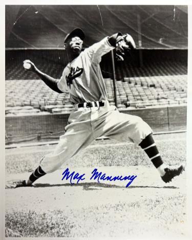 Max Manning signed Newark Eagles Negro League 8x10 Photo imperfect- COA/Ticket