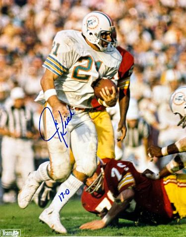 Jim Kiick signed Miami Dolphins NFL 8x10 Photo 17-0 imperfect- COA (Perfect Season)