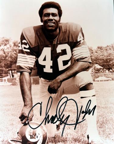 Charley Taylor signed Washington 8X10 Photo- Tuff Stuff COA/Show Ticket/HOF