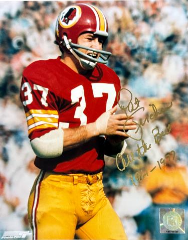 Pat Fischer signed Washington NFL 8x10 Photo imperfect 61-77- COA (3X Pro Bowl)
