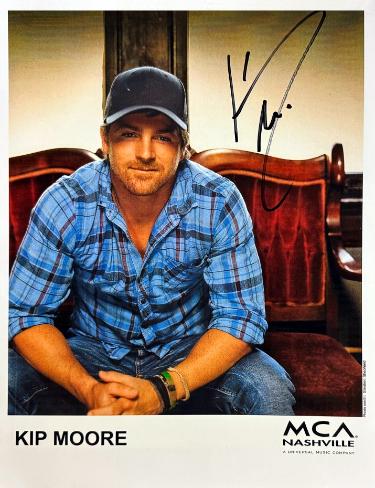 Kip Moore Signed MCA Nashville Universal Country Music 8.5x11 Photo � COA
