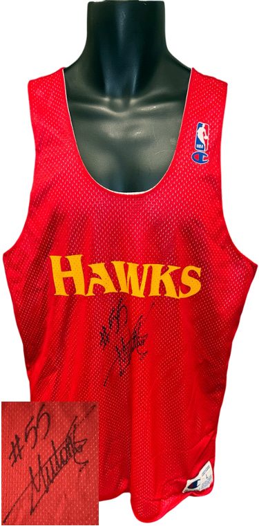 Dikembe Mutombo Signed Atlanta Hawks NBA Champion Practice Jersey #55- Beckett Review (8X AS/4X DPY)