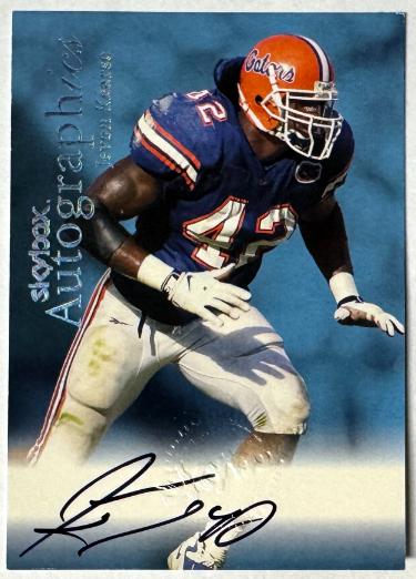 Jevon Kearse signed 1999 Skybox Autographics Rookie On Card Auto (Florida/Tennessee Titans)