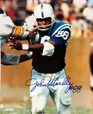 John Mackey signed Baltimore Colts NFL 8x10 Photo #88 imperfect- COA (HOF)