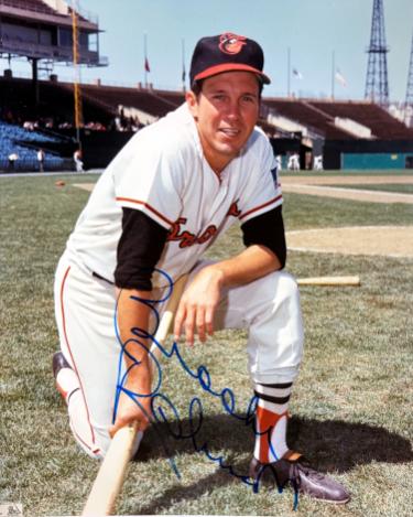 Brooks Robinson signed Baltimore Orioles MLB 8x10 Photo imperfect- COA- HOF/16GG
