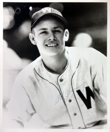 Gil Coan signed Washington Senators Vintage 8x10 Photo imperfect- COA -1946-1953